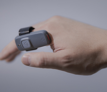 Nízkoúrovňový vychystávací vozík Toyota s dálkovým ovládáním